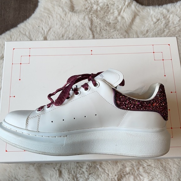 Sold—Alexander McQueen sneakers, - Picture 4 of 11